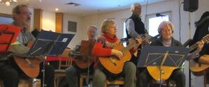 Die Gitarrengruppe des SGV wird die Weihnachtsfeier musikalisch begleiten.